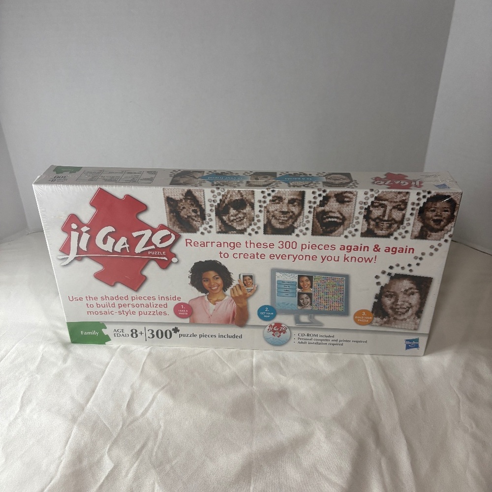 Hasbro Jigazo Puzzle Family Fun Mosaic style personalized Jigsaw Activity  New